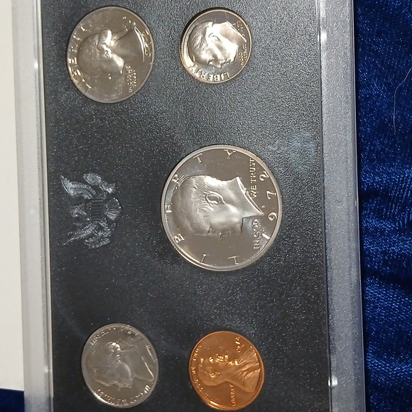 1971 & 1972 United States Proof Sets - Picture 7 of 10